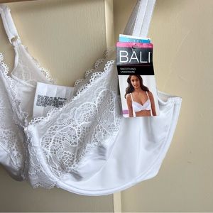 BALI white bra with lace detail